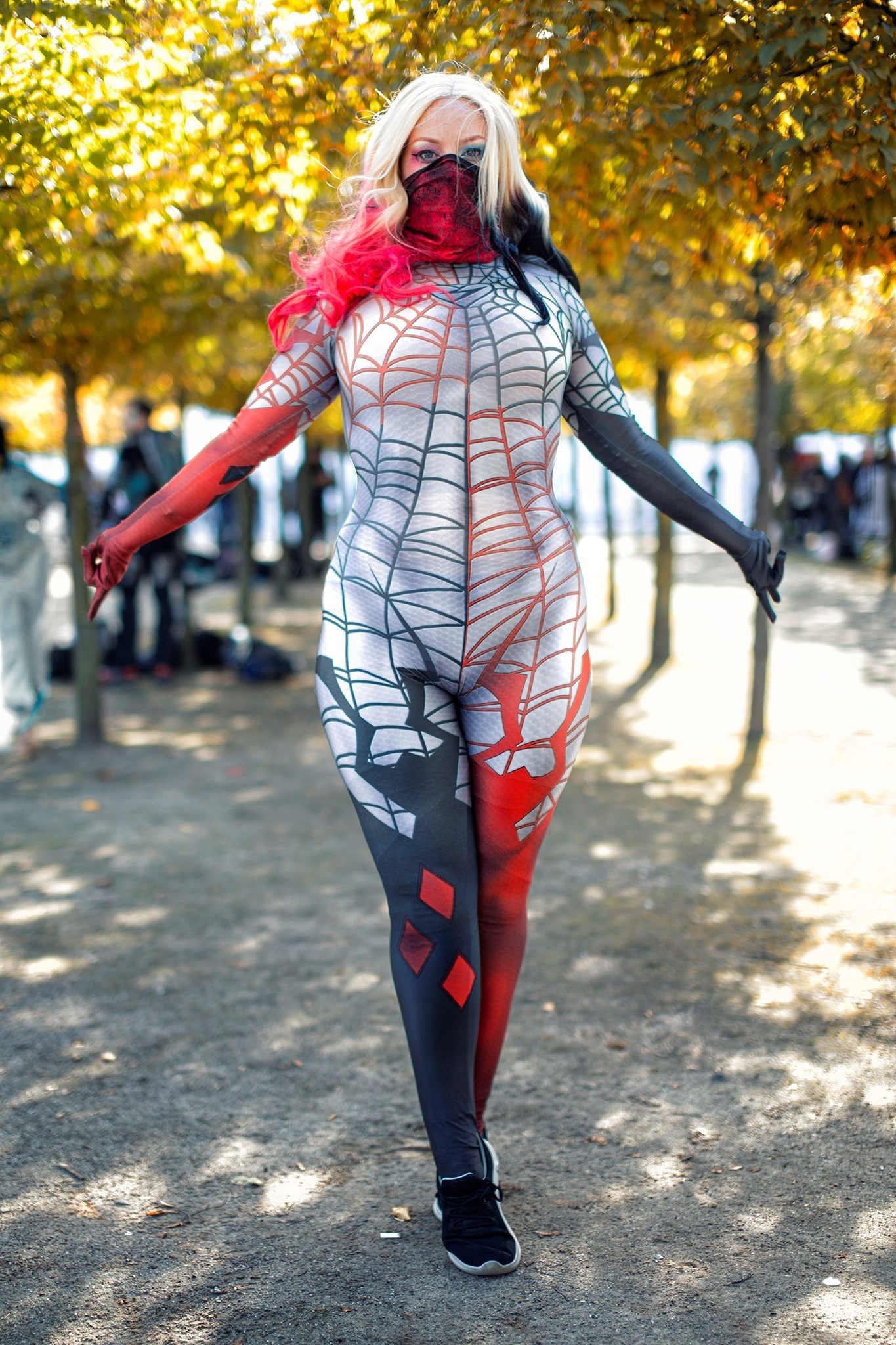 SpiderMan Spider Gwen cosplay photoshoot